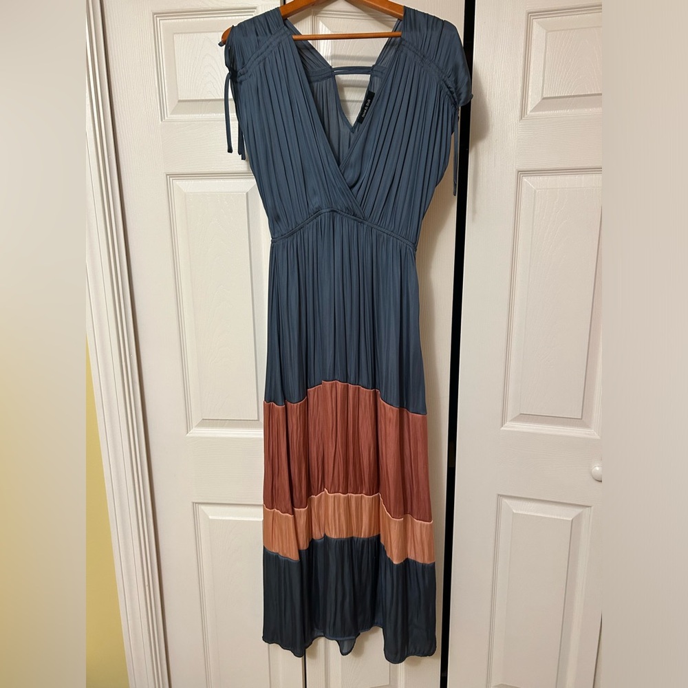 Strut And Bolt Blue Colorblock Maxi Sleeveless Dress Size Large Elegant